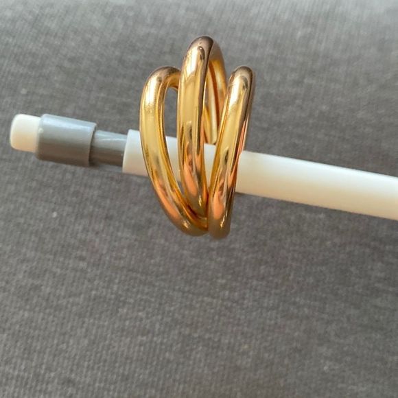 NWOT lightweight earrings -set of gold and silver! - Picture 4 of 4